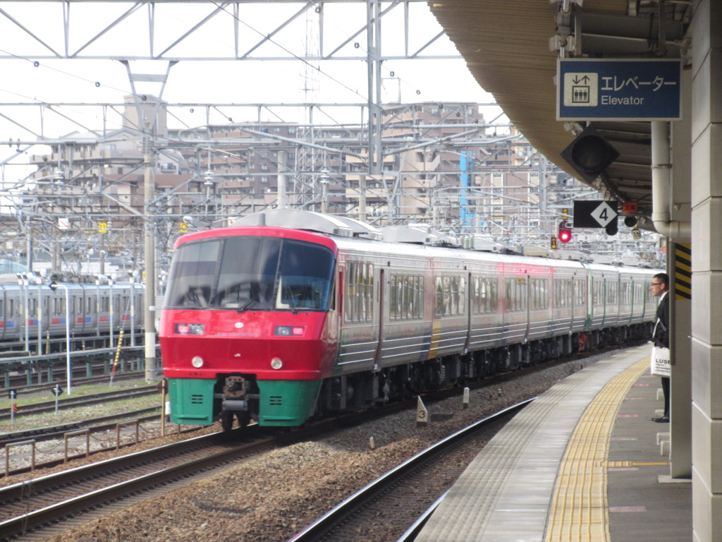 783系特急みどり　レッド塗装