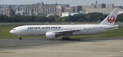 JAL　B777-200　ピンクリボンジェット　②