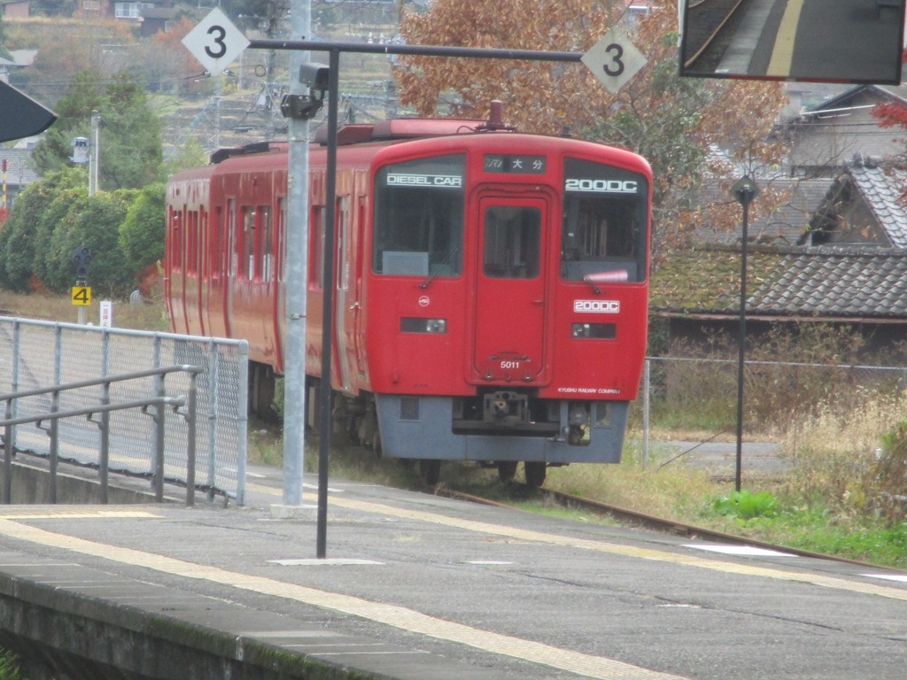 湯布院駅の閉じ込められた車両たち　②