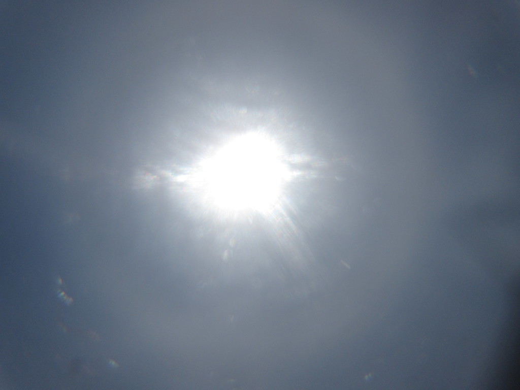 アークのかかった太陽