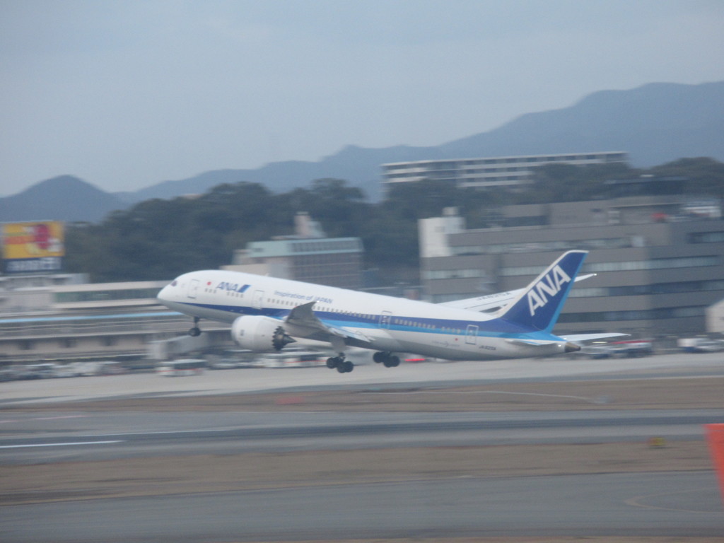 ANA　B787離陸