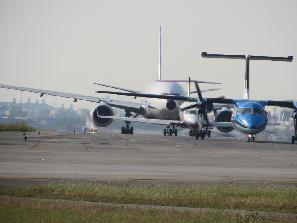 混雑する福岡空港①