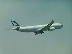 キャセイパシフィック　A330　B-HLN離陸