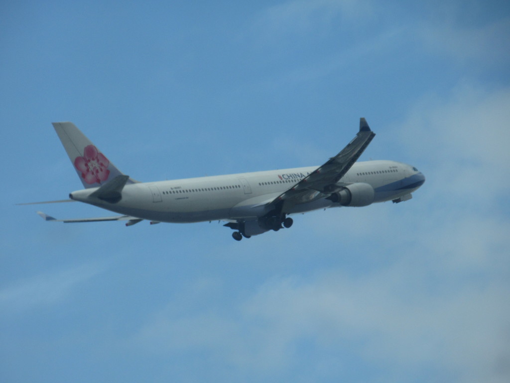 CHINA AIRLINEの離陸