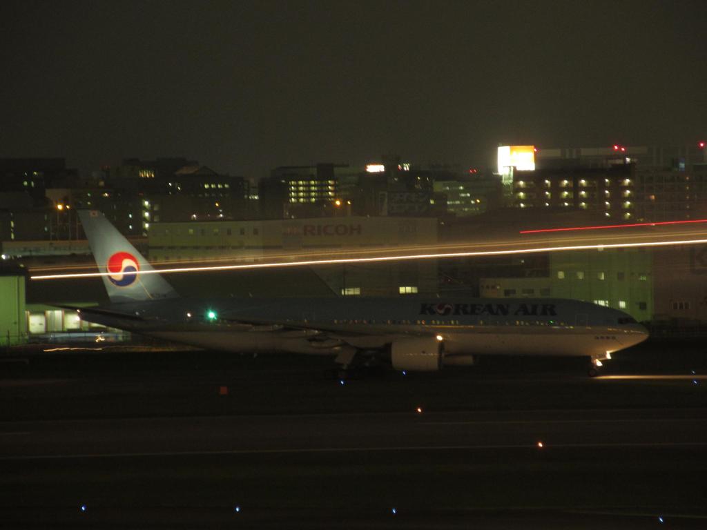 大韓航空と航跡