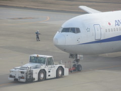 ANA　B767プッシュバック