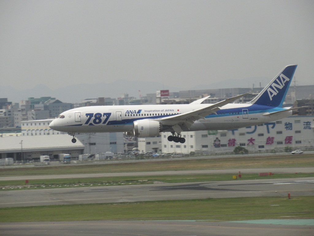 ANA B787の着陸②