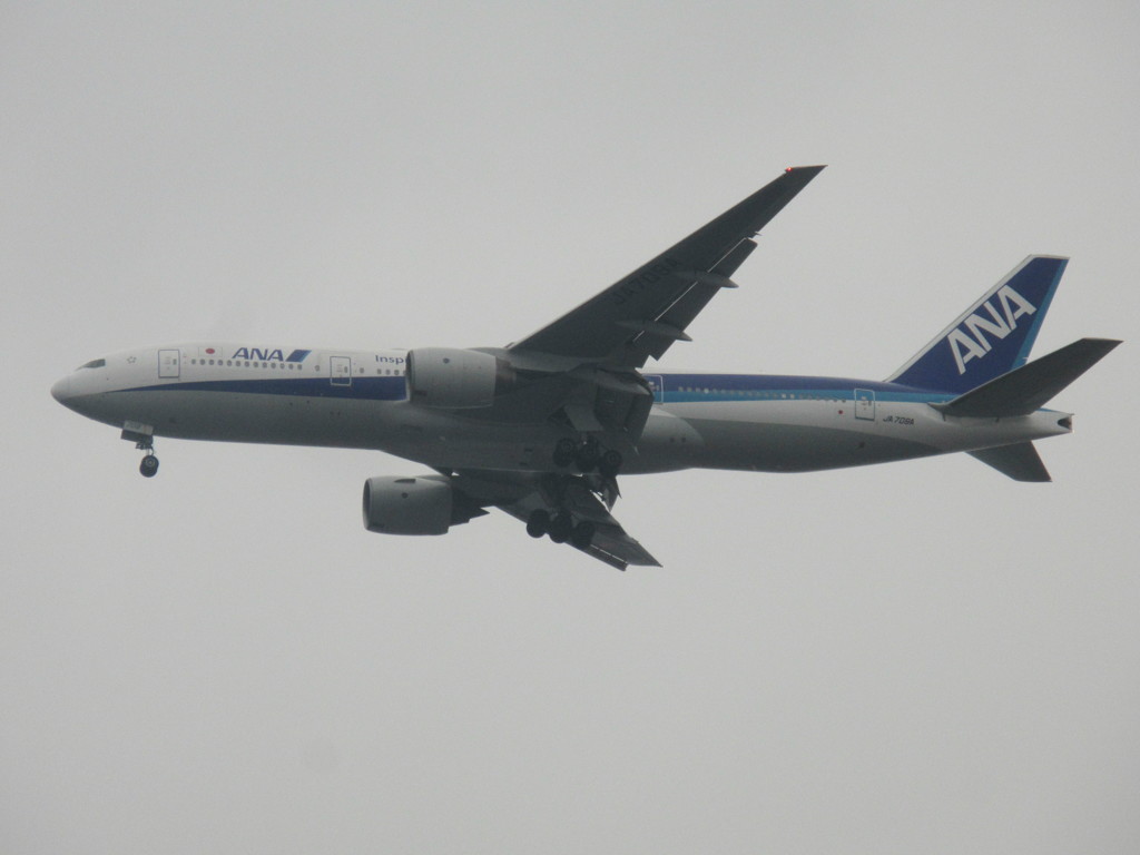 ANA  777-200  JA709A
