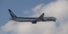 ANA  B777-300離陸