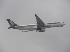 シンガポール航空　A330離陸