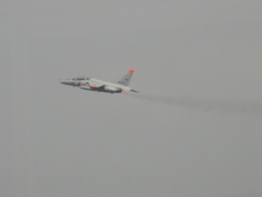 航空自衛隊T-4の離陸