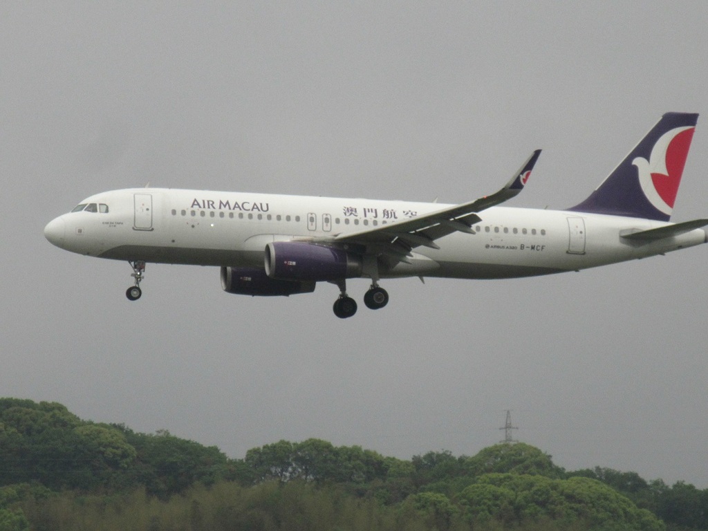 マカオ航空 A320 ランディング