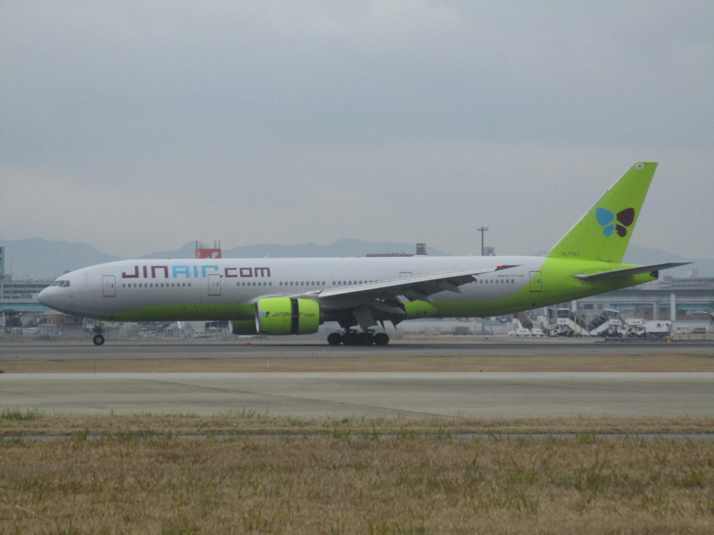 JIN AIR  777-200