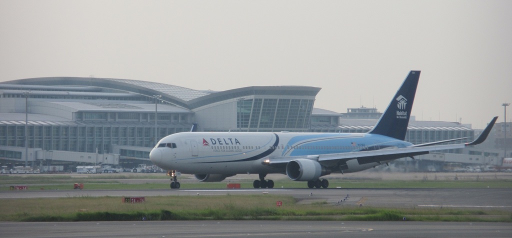 DELTA B767 HABITAT塗装