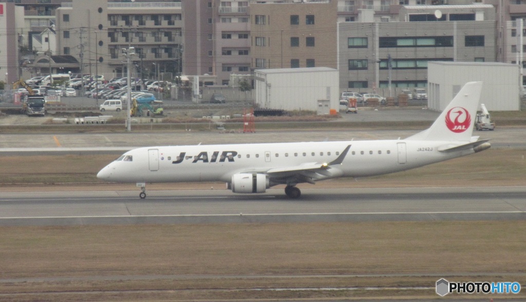 ジェイ・エア Embraer ERJ-190