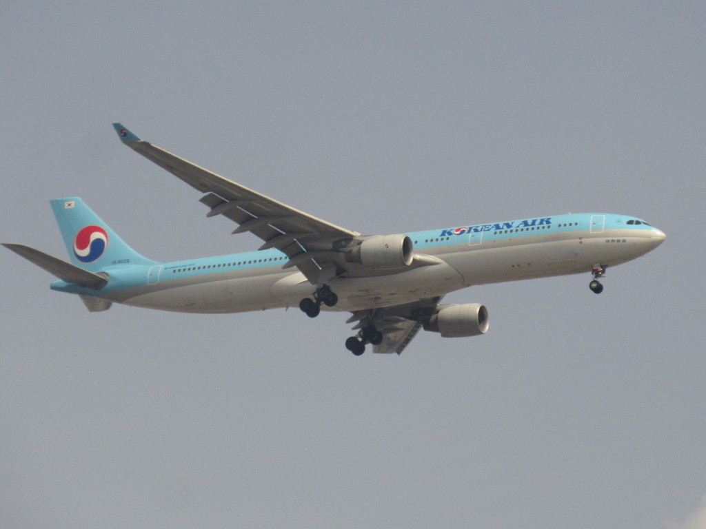 KOREAN AIR  A330-300  HL8026