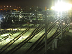 夜の貨物ターミナルにて①