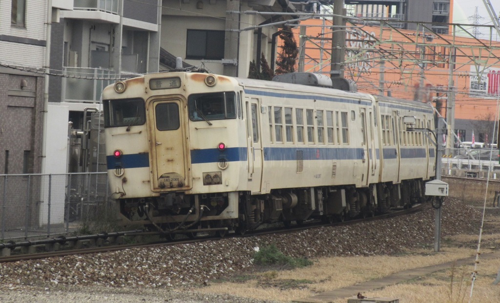 キハ140気動車