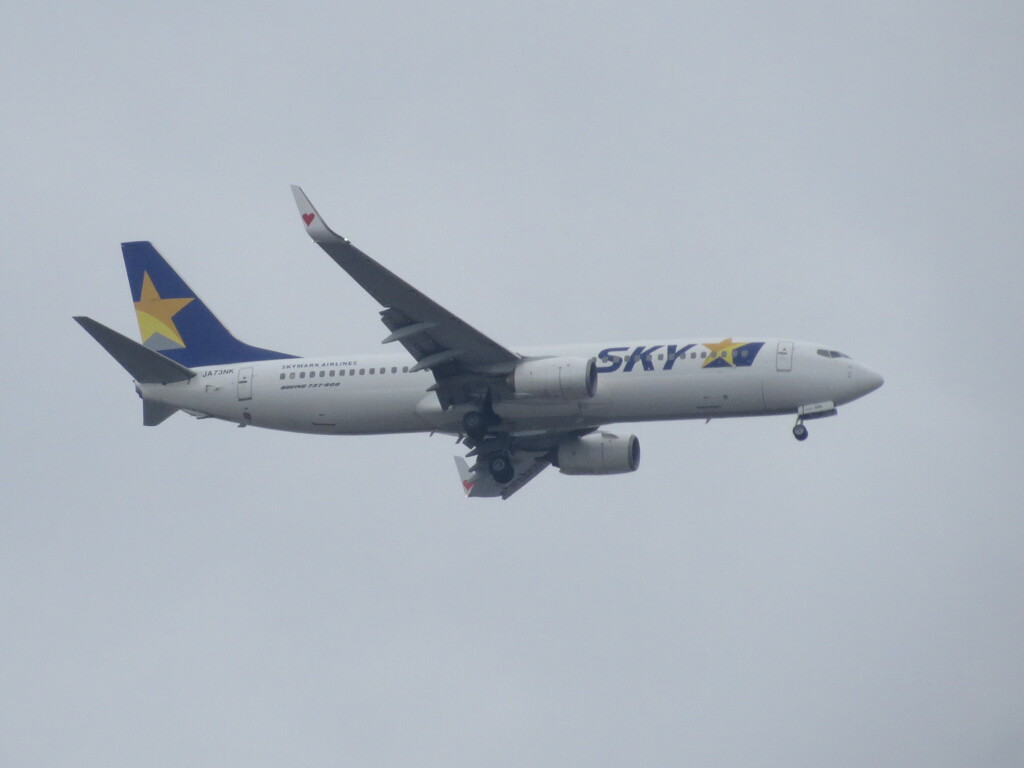 SKYMARK　福岡空港ランディング