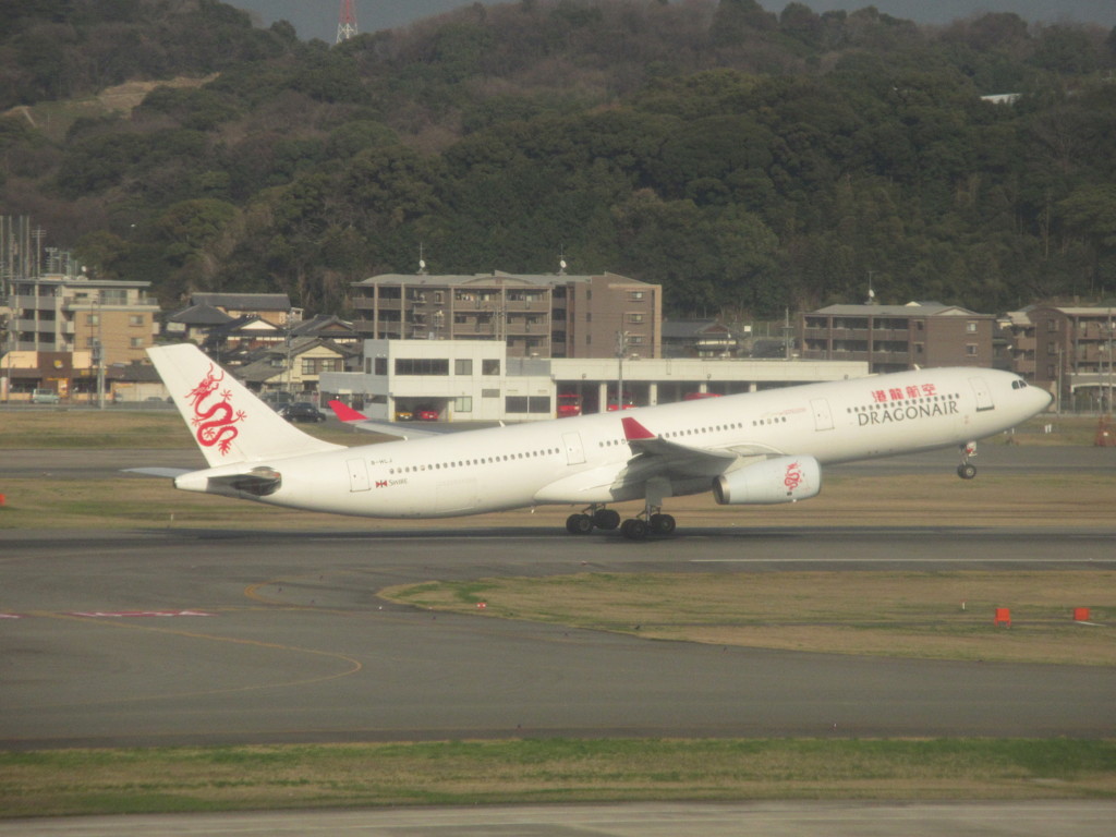 香港ドラゴン航空の離陸