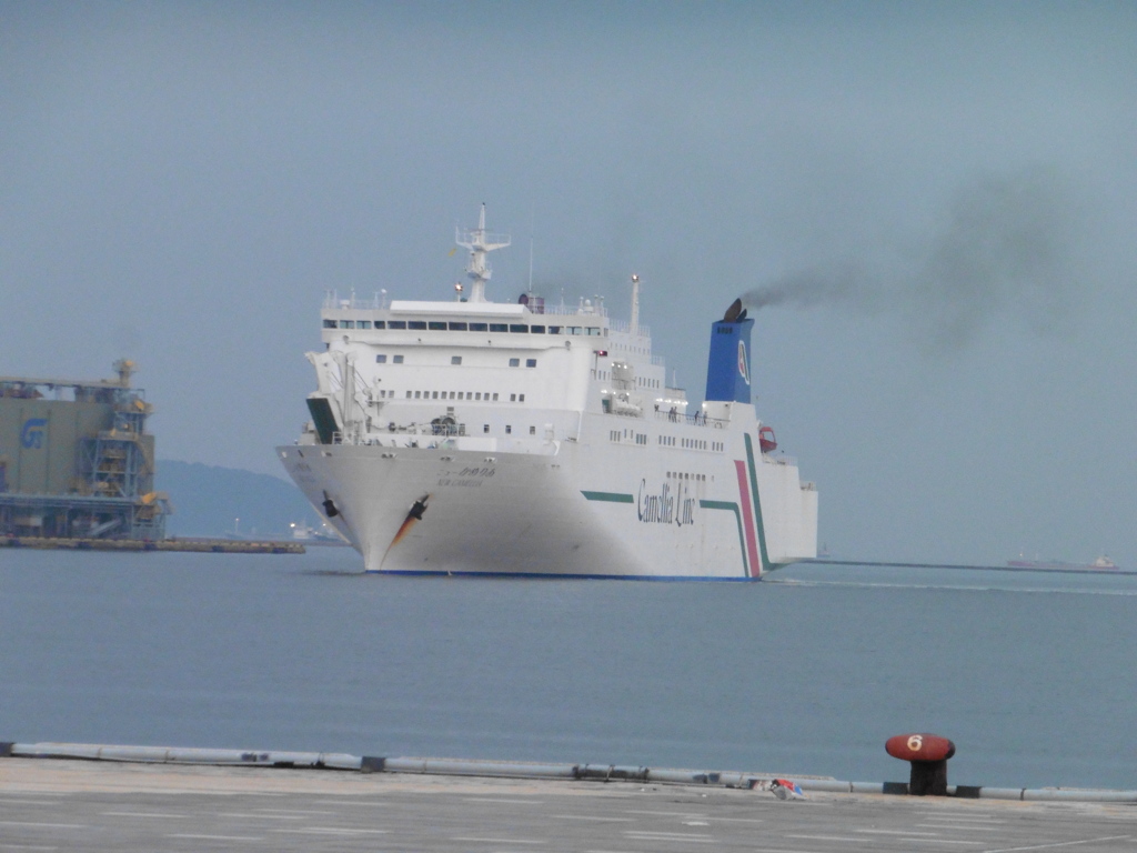 KAMERIA　LINE到着