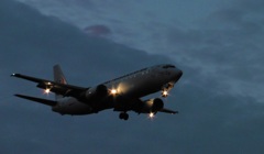 夕暮れの着陸②