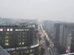 雨の日の博多駅付近にて②