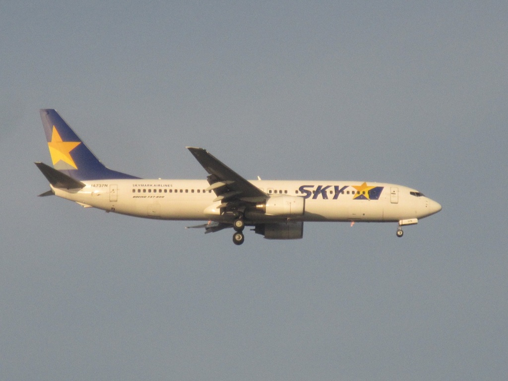 SKYMARK  JA737N