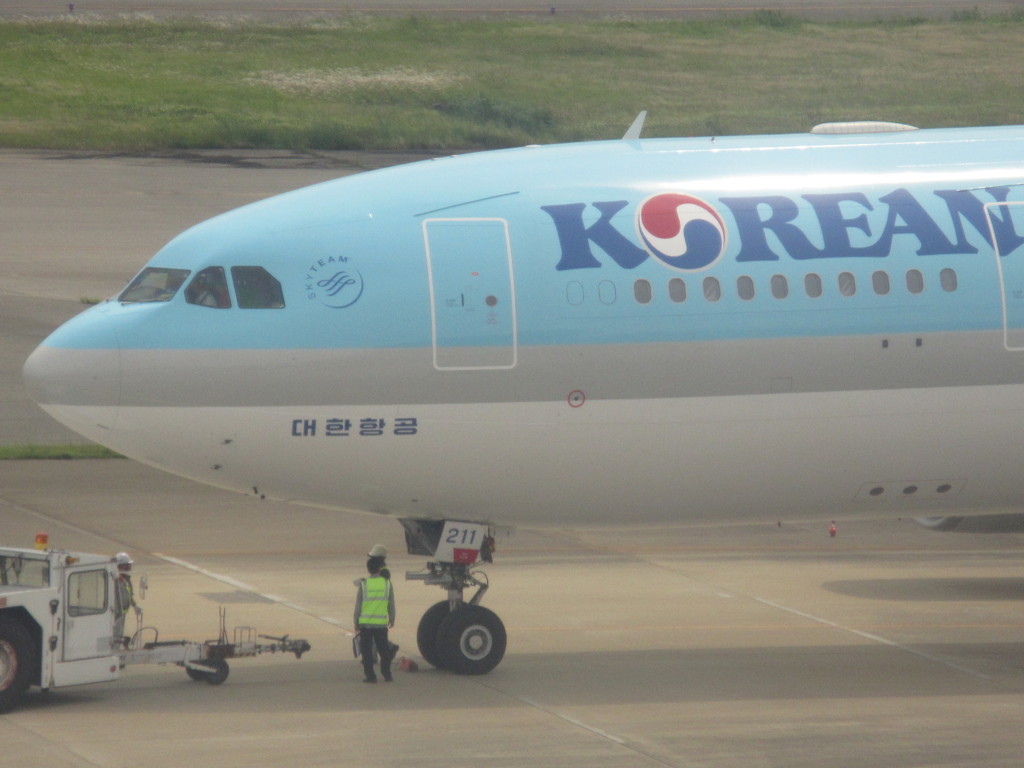 KOREAN　AIRの出発