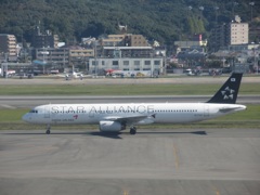 アシアナ　A321　 スターアライアンス　①