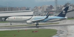 DELTA  B767　N171DZ　HABITATがきたとき