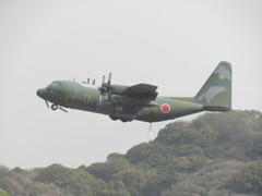 離陸　C-130　75-1078
