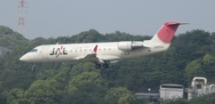 J-AIR　CRJ２００　アーク塗装着陸
