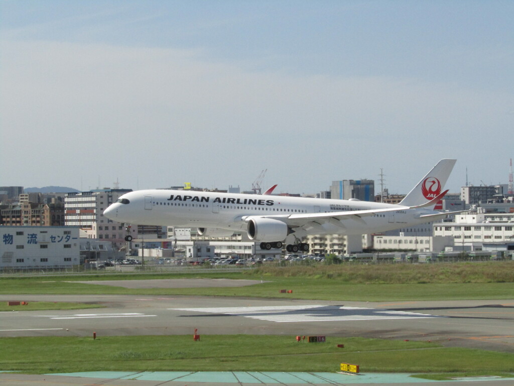 JAL  A350  JA05XJ
