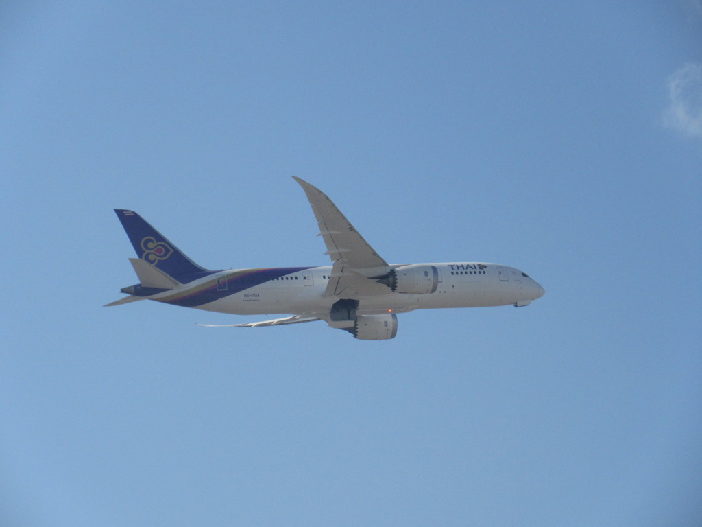タイ国際　B787-8離陸