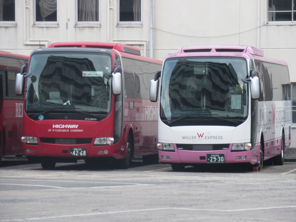 博多区のバス車庫にて③