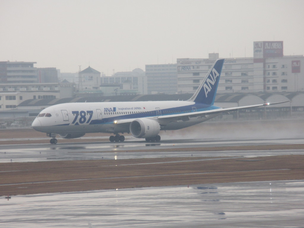 ＡＮＡ　B787の離陸