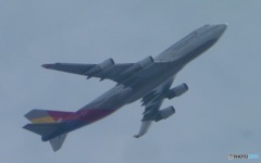 続いてASIANAジャンボ離陸