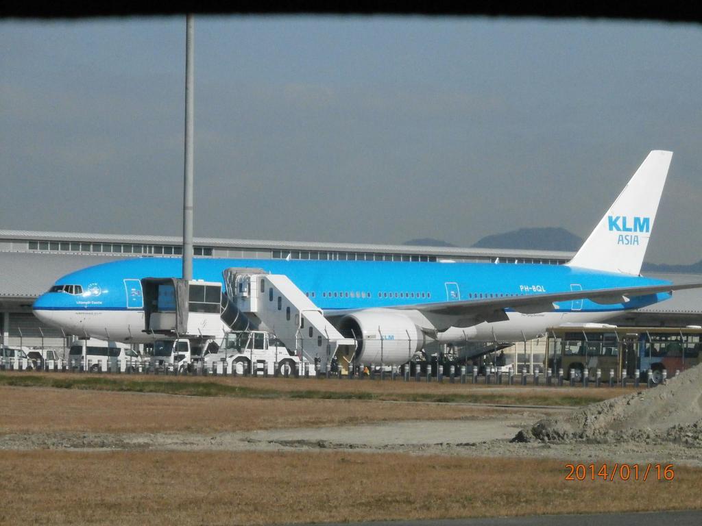 KLM①