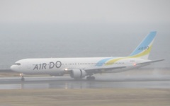 エアドウ　B767　羽田空港到着
