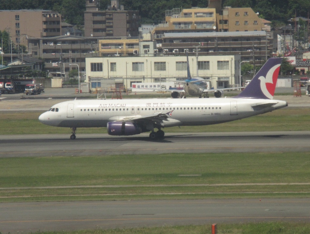 マカオ航空　A320