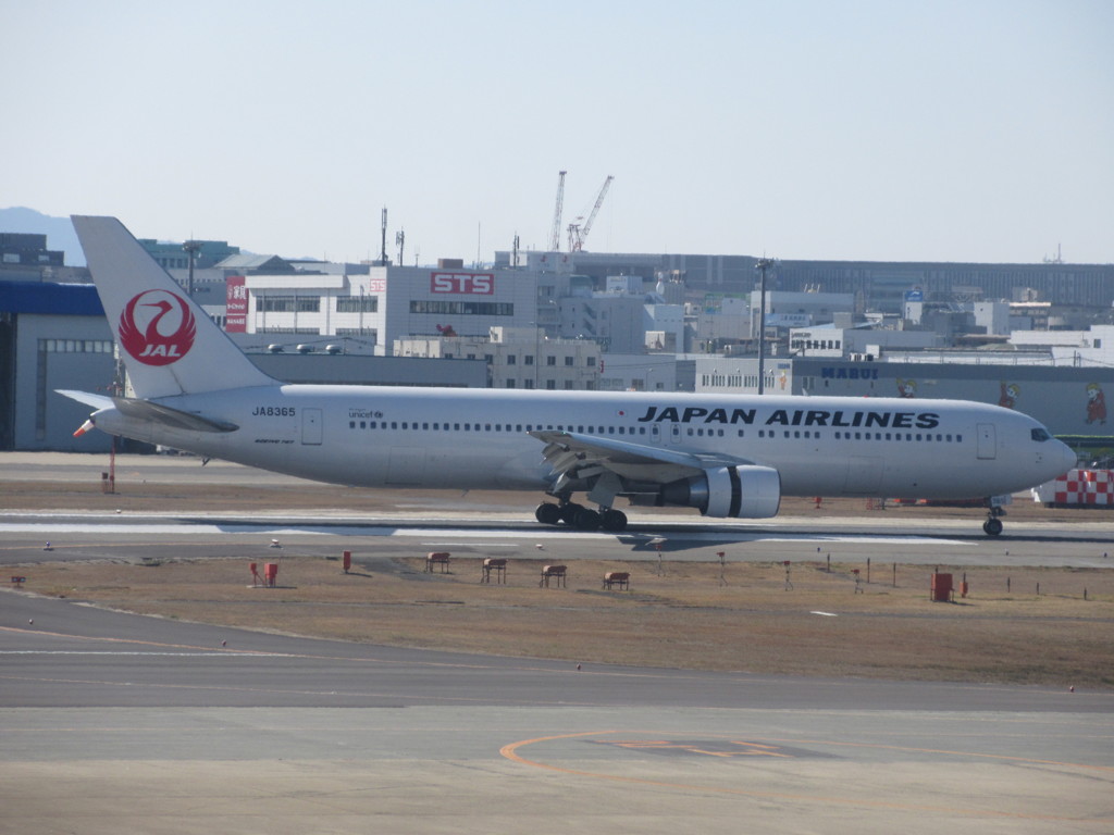 JALのB6の到着