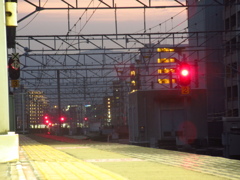 夕暮れの駅