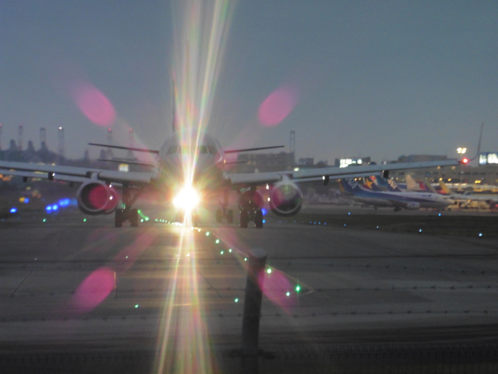 R34に向かってくるジェットスター