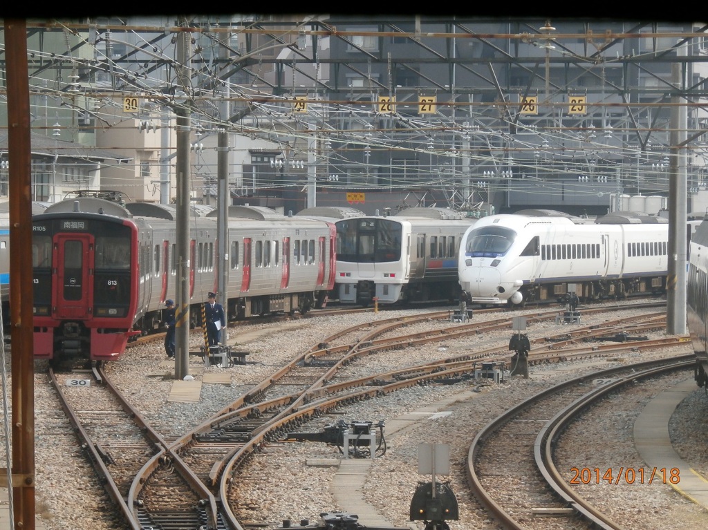 南福岡車両所に並ぶたくさんの電車②