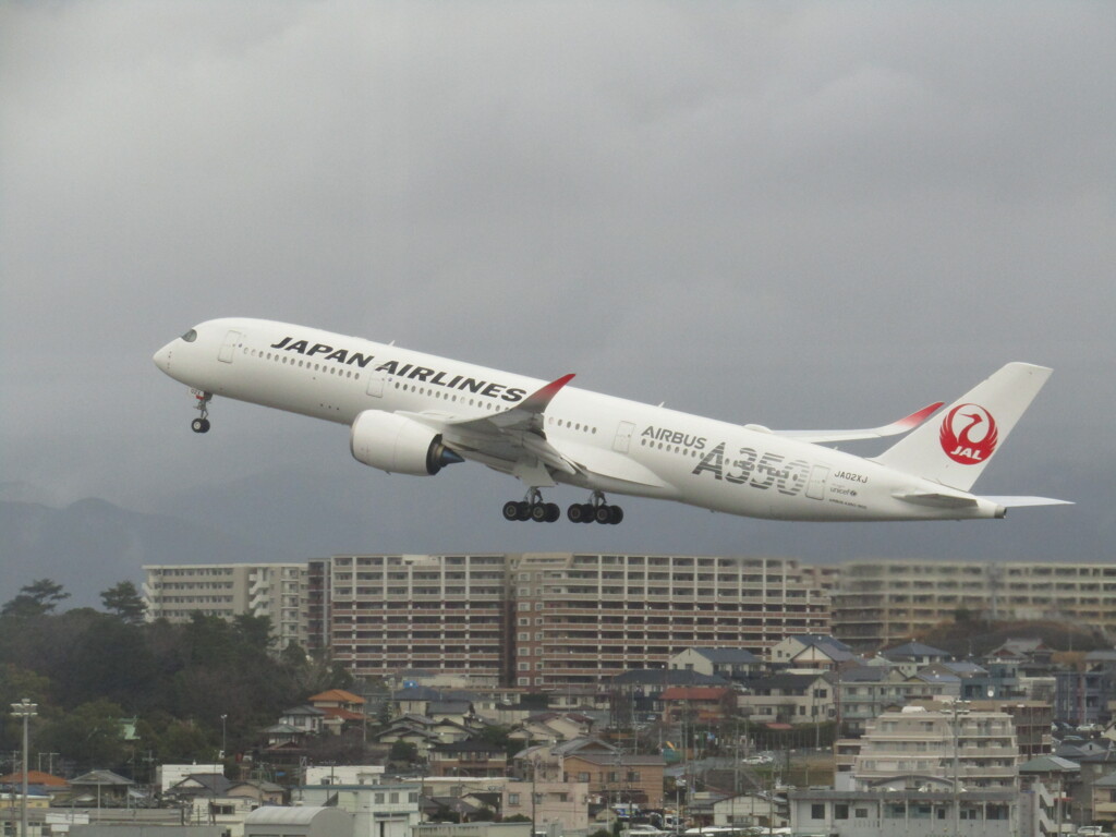 離陸　JAL  A350