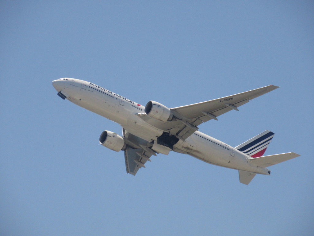 エアフランス　B777-200ER離陸