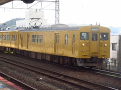 下関駅にて123系