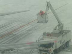 豪雪の福岡空港にて⑥