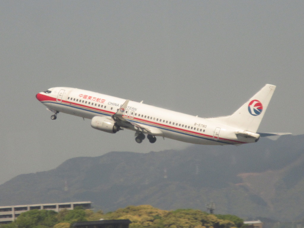 CHINA　EASTERN